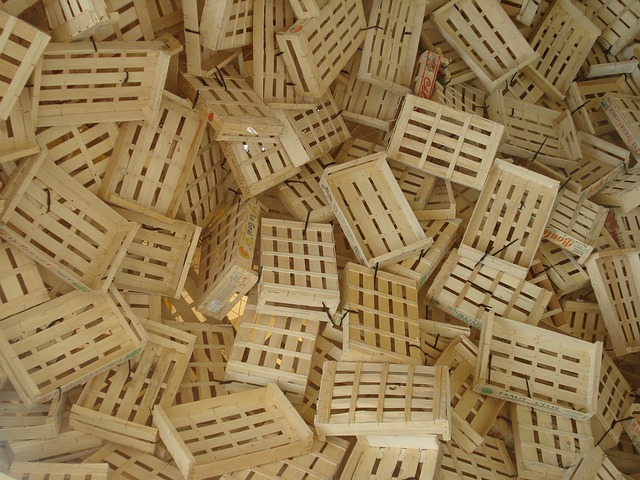 wooden-boxes-165681_640